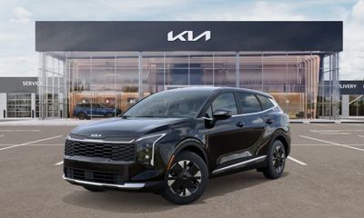 2027 Kia Sportage LX
