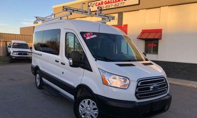2019 Ford Transit 150 XLT Medium