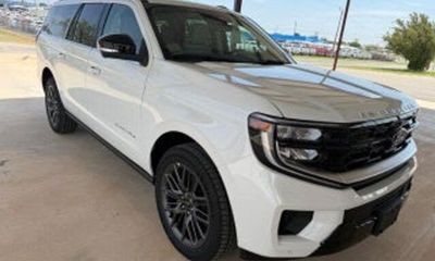 2027 Ford Expedition MAX Platinum