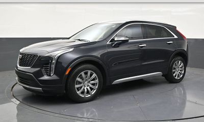 2023 Cadillac XT4 Premium Luxury