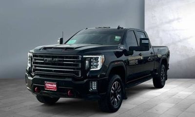 2022 GMC Sierra HD AT4