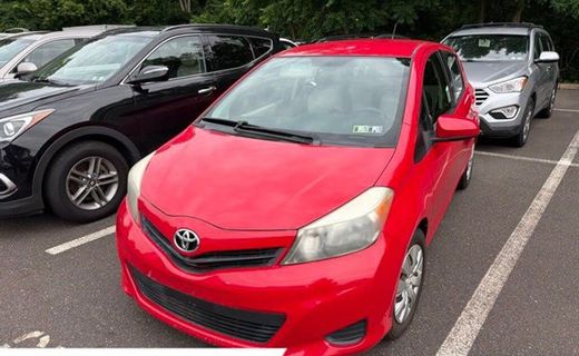 2014 Toyota Yaris L