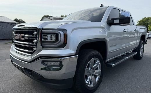 2017 GMC Sierra SLT