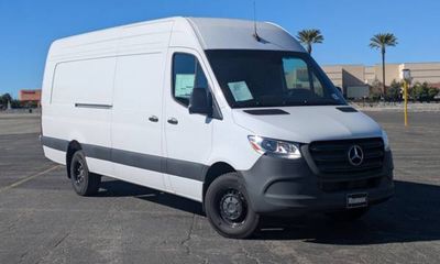 2024 Mercedes-Benz Sprinter 907 VS30