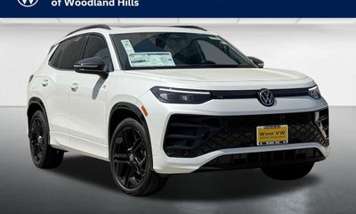 2026 Volkswagen Tiguan SE Black
