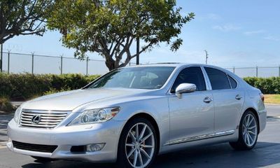 2010 Lexus LS 460
