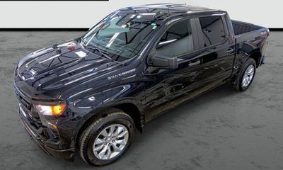 2023 Chevrolet Silverado Custom