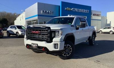 2023 GMC Sierra HD AT4