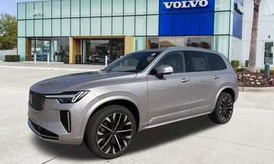 2026 Volvo XC90 Plus Bright