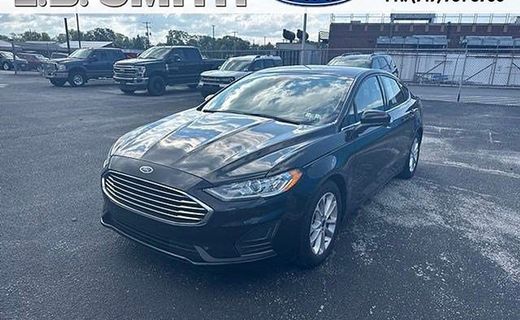 2020 Ford Fusion SE