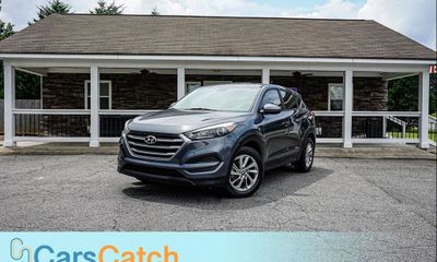 2017 Hyundai Tucson SE NO Options