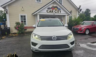 2015 Volkswagen Touareg V6 FSI TDI