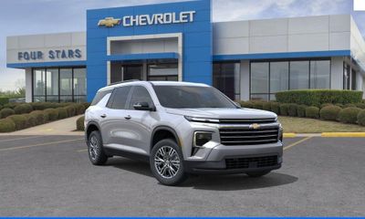2027 Chevrolet Traverse LT