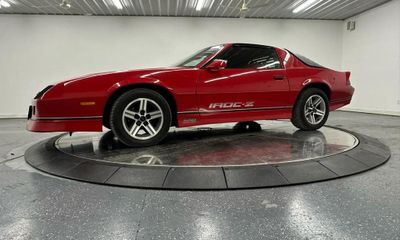1987 Chevrolet Camaro Sport