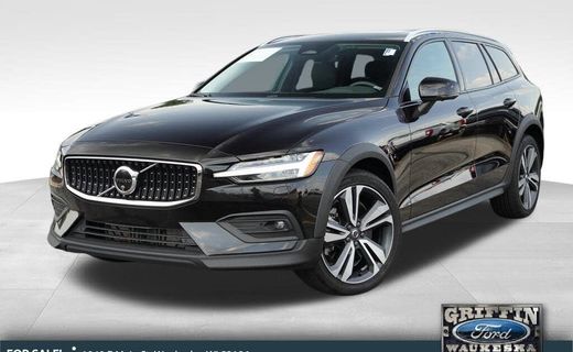 2024 Volvo V60CC Plus
