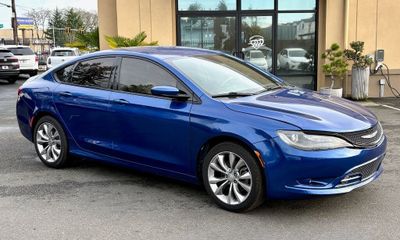 2015 Chrysler 200 200S
