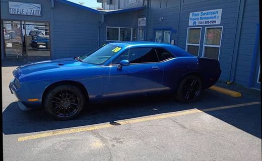 2010 Dodge Challenger Base