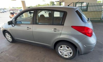 2011 Nissan Versa 18 S