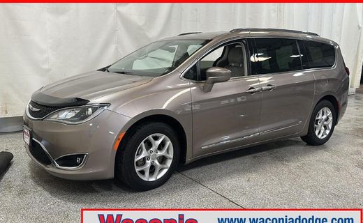 2018 Chrysler Pacifica Touring L Plus