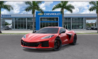 2027 Chevrolet Corvette 2LT