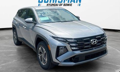 2026 Hyundai Tucson Blue SE