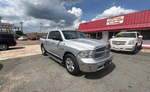 2016 Ram 1500 SLT