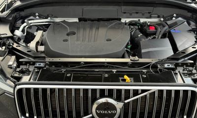 2023 Volvo XC60 Ultimate Bright