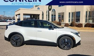2026 Nissan Leaf SV
