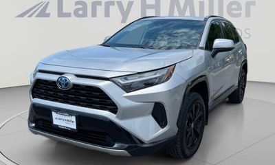 2022 Toyota RAV4 SE