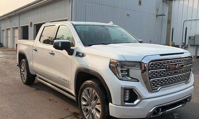 2020 GMC Sierra Denali
