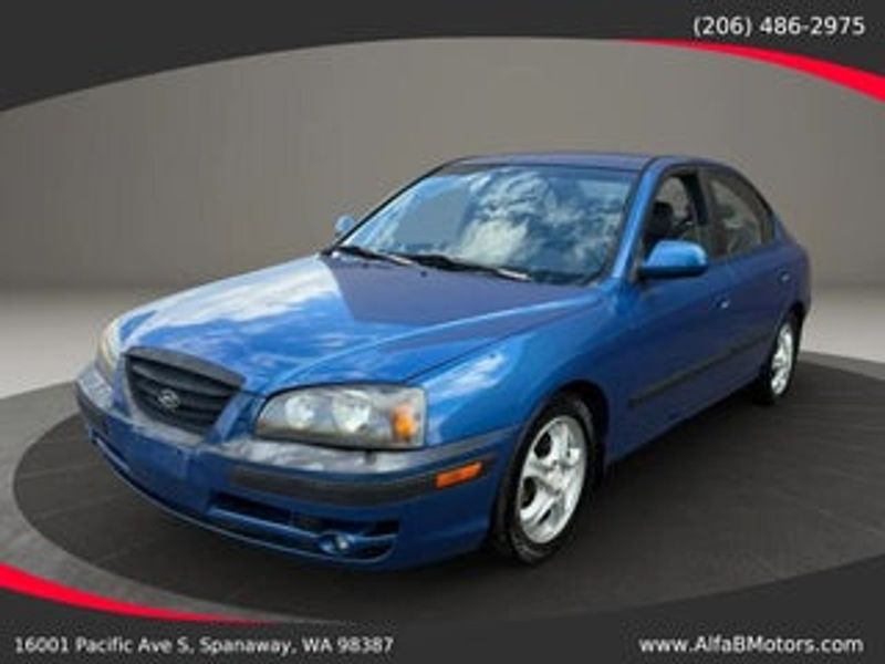 2004 Hyundai Elantra — a typically priced live listing