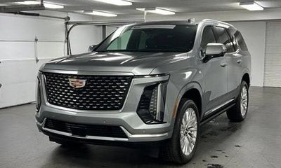 2026 Cadillac Escalade Luxury