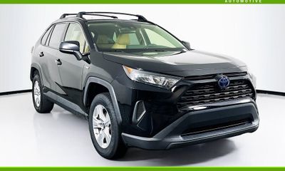 2019 Toyota RAV4 LE