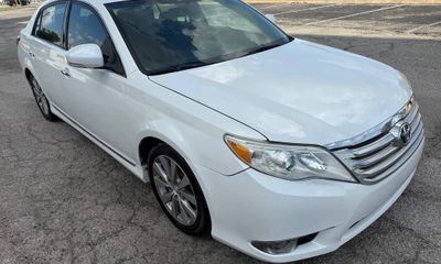 2011 Toyota Avalon Base