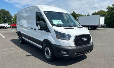2026 Ford Transit Medium Roof