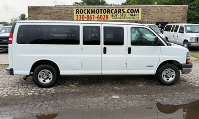 2004 Chevrolet Express 3500 LS Extended