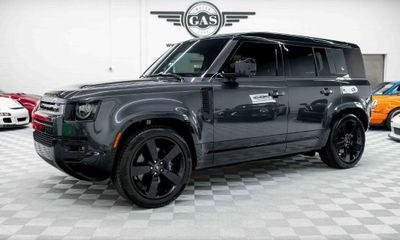 2024 Land Rover Defender 110 V8
