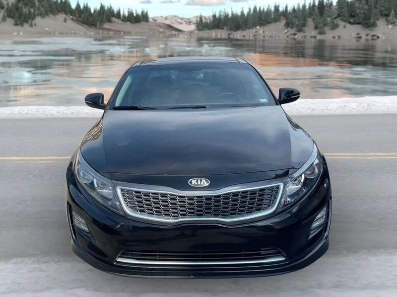 2014 Kia Optima — a typically priced live listing