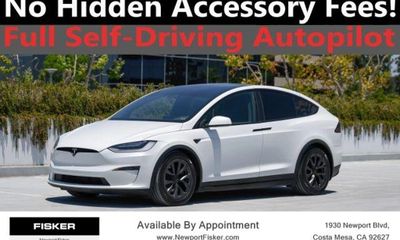 2023 Tesla Model X Standard Range