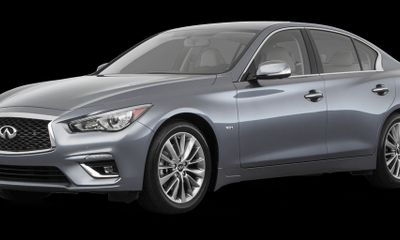 2018 Infiniti Q50 30T Luxe