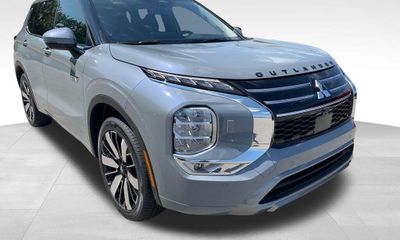 2026 Mitsubishi Outlander SEL