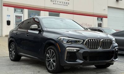 2020 BMW X6 M50i