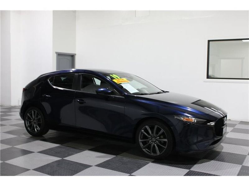 2019 Mazda Mazda3 — a typically priced live listing