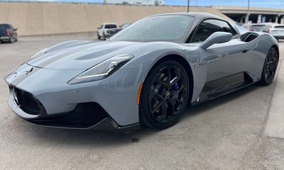 2023 Maserati MC20 Spyder
