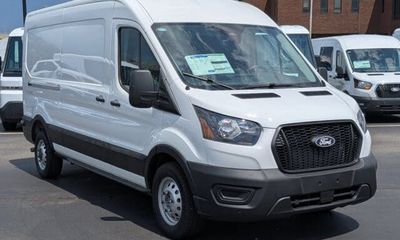 2026 Ford Transit Medium Roof