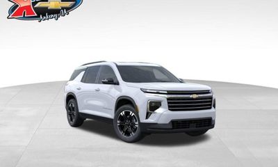 2027 Chevrolet Traverse LT