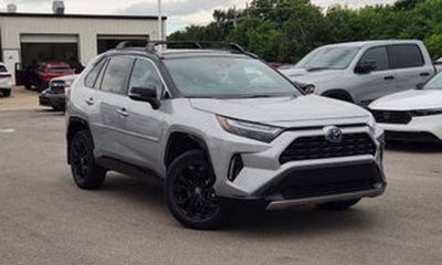 2023 Toyota RAV4 XSE