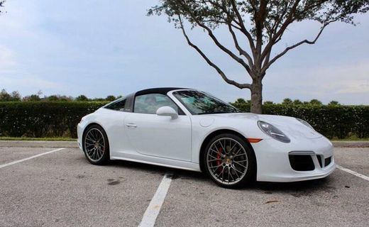 2018 Porsche 911