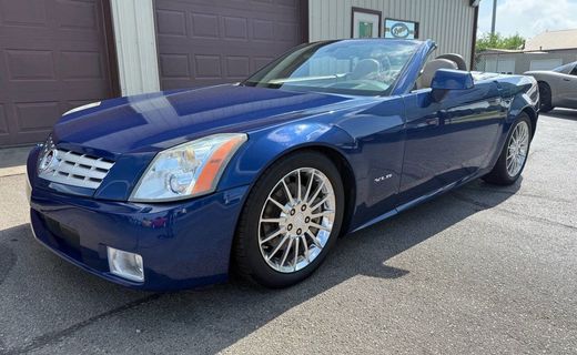 2005 Cadillac XLR