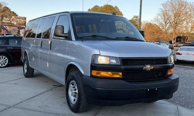2021 Chevrolet Express LS EXT